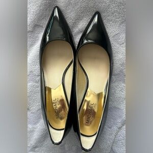 MICHAEL Michael Kors Black Patent Pointed-Toe Flats